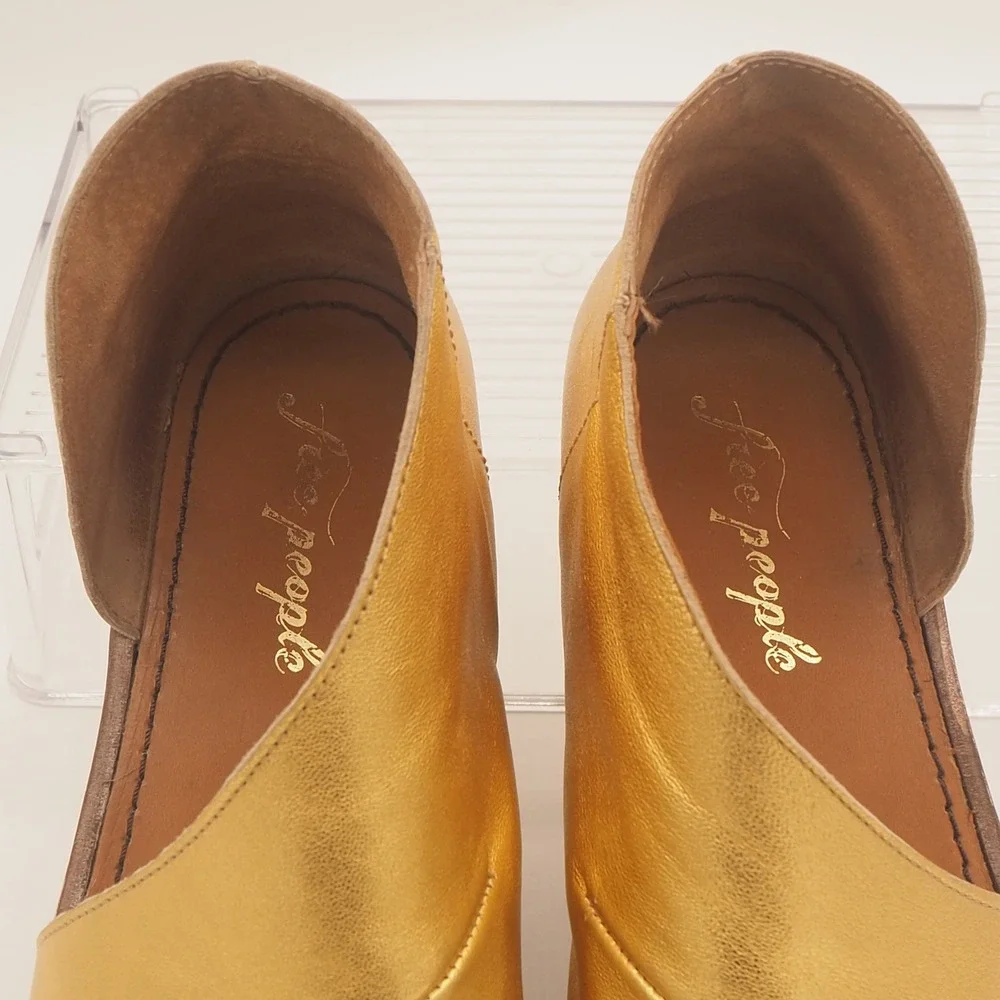 Free People Mont Blanc Gold Leather Sandals EU 39 US 8.5-9 Boho Mule